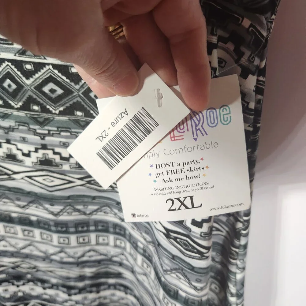 Lularoe Azure Skirt NWT 2XL